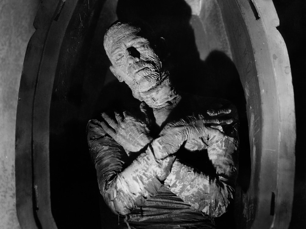 mummy-the-1932-003-mummy-sarcophagus-00n-d91